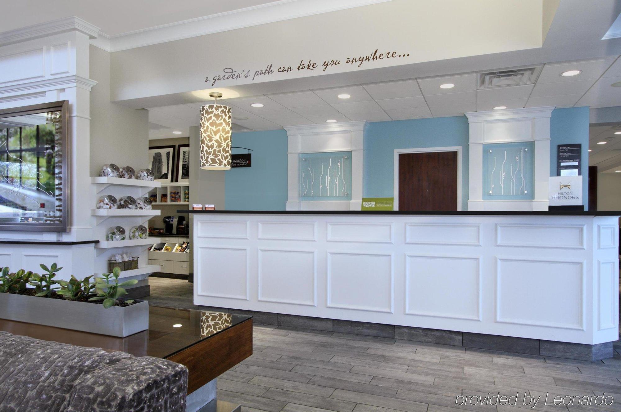 Hilton Garden Inn Columbus-University Area Extérieur photo