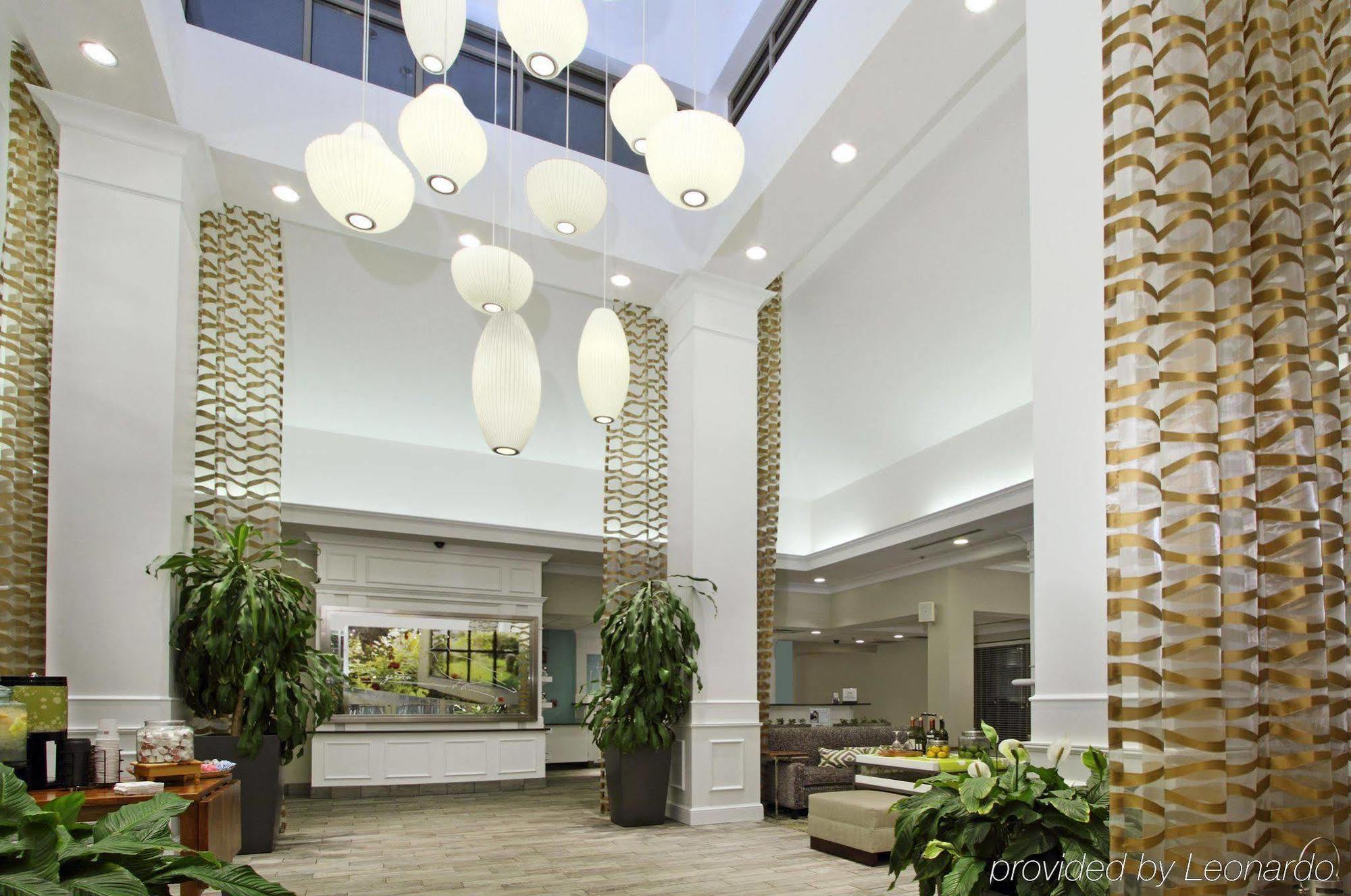 Hilton Garden Inn Columbus-University Area Extérieur photo