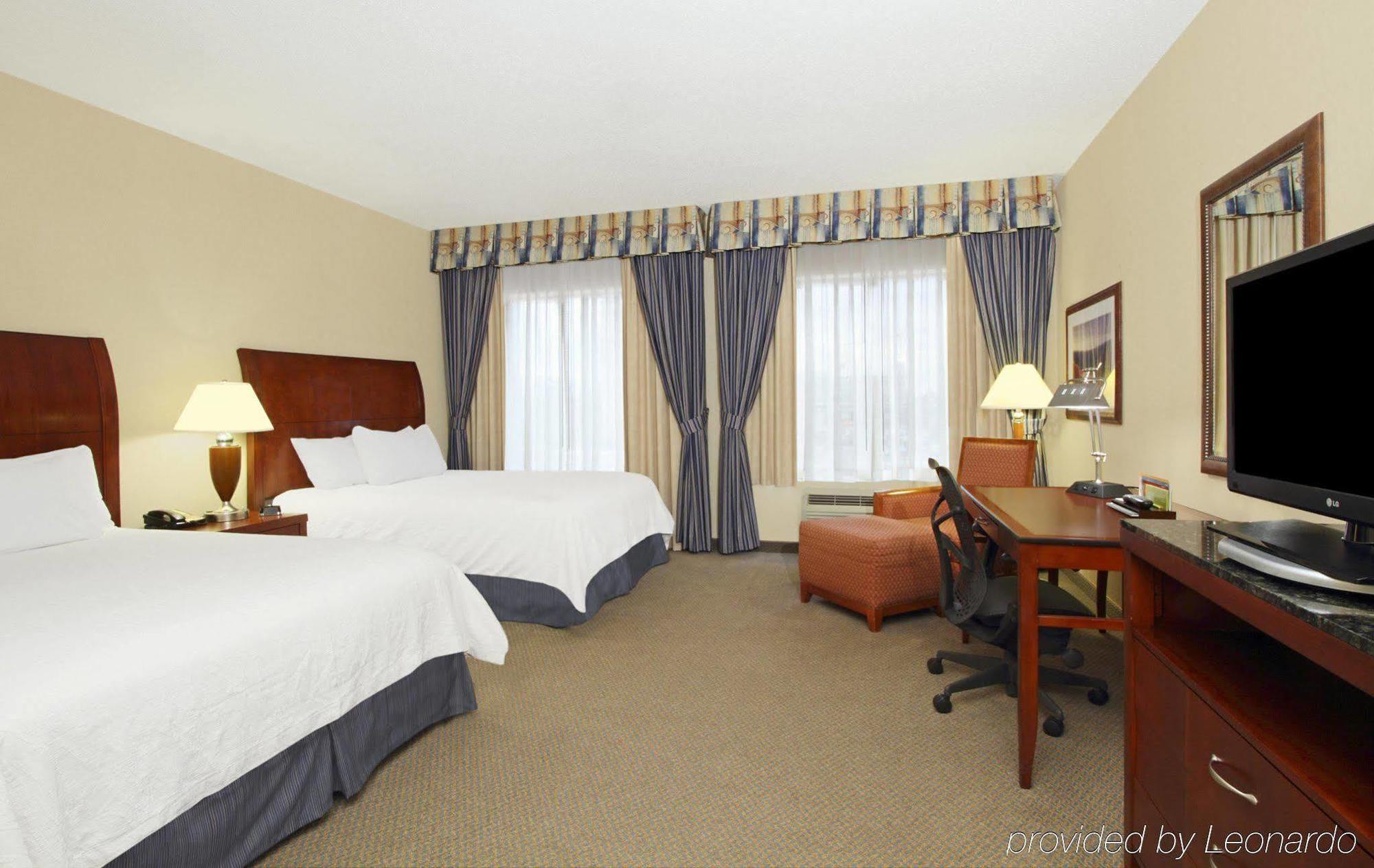 Hilton Garden Inn Columbus-University Area Extérieur photo